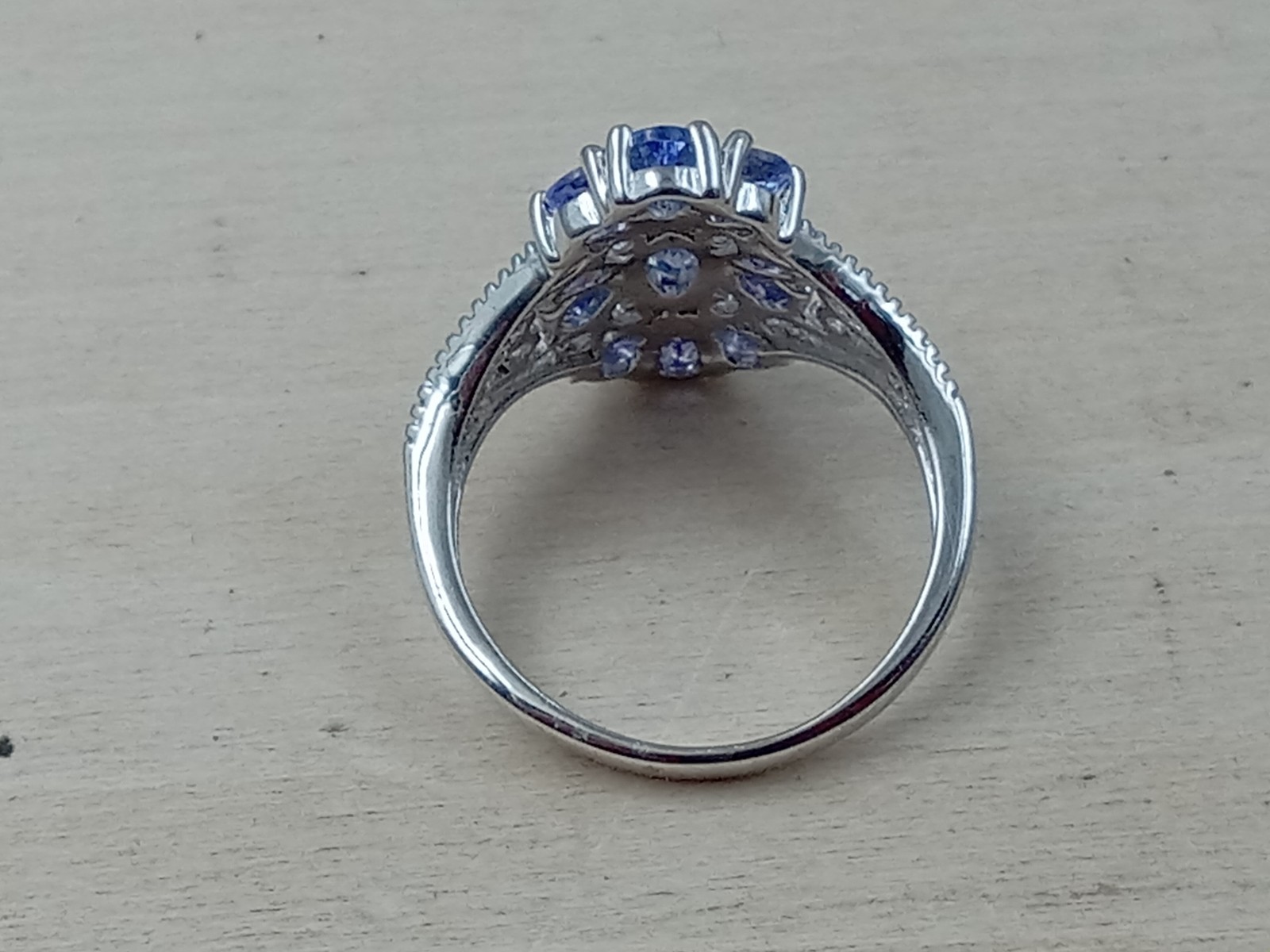 Sterling Silver Size 8 Ring w. Intricate multiple Iolite Gemstones Setting