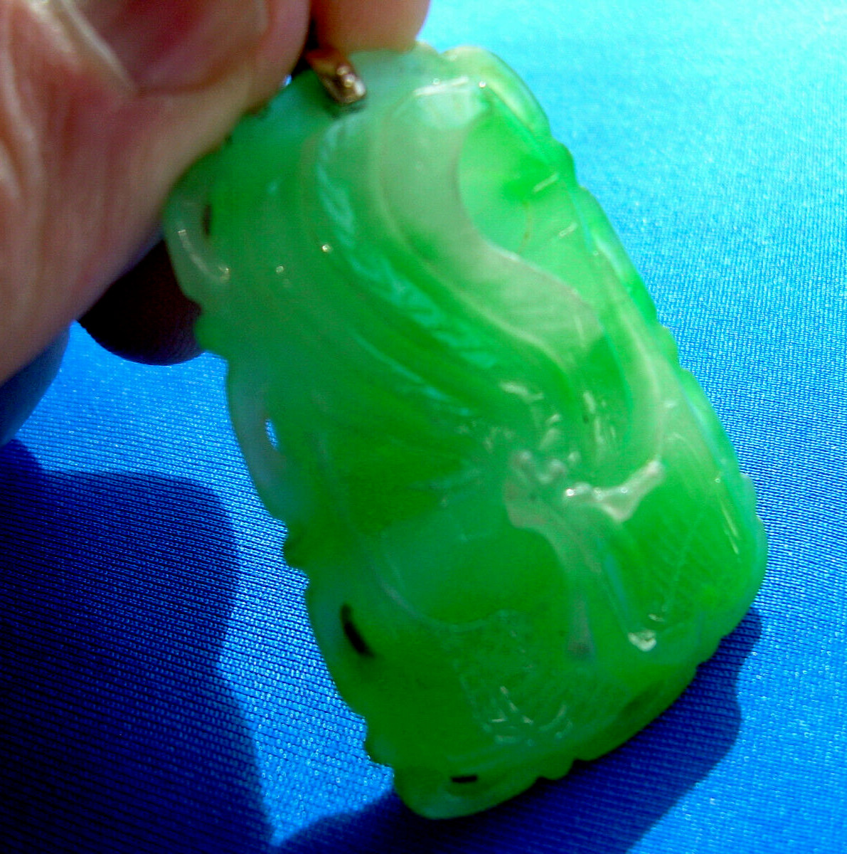 EARTH MINED Jadeite JADE Vintage Carve Dragon Pendant Green Translucent 14K GOLD