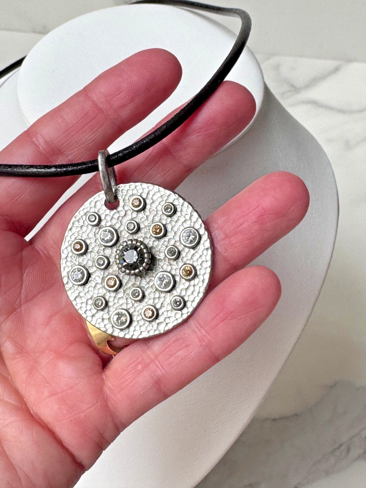 Pre-Owned BARBARA BOZ Round Rhinestone Pendant, 18″ Unmarked Leather Necklace