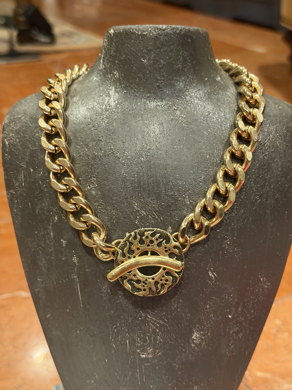 SAKI BRONZE CHUNKY Gold CUBAN LINK 17″ Necklace TOGGLE MODERNIST BRUTALIST EUC