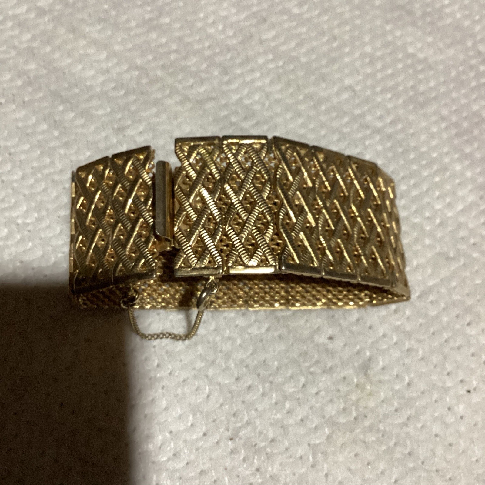 Vintage Wide Gold Tone Unsigned Panel Bracelet 7 3/4” Long