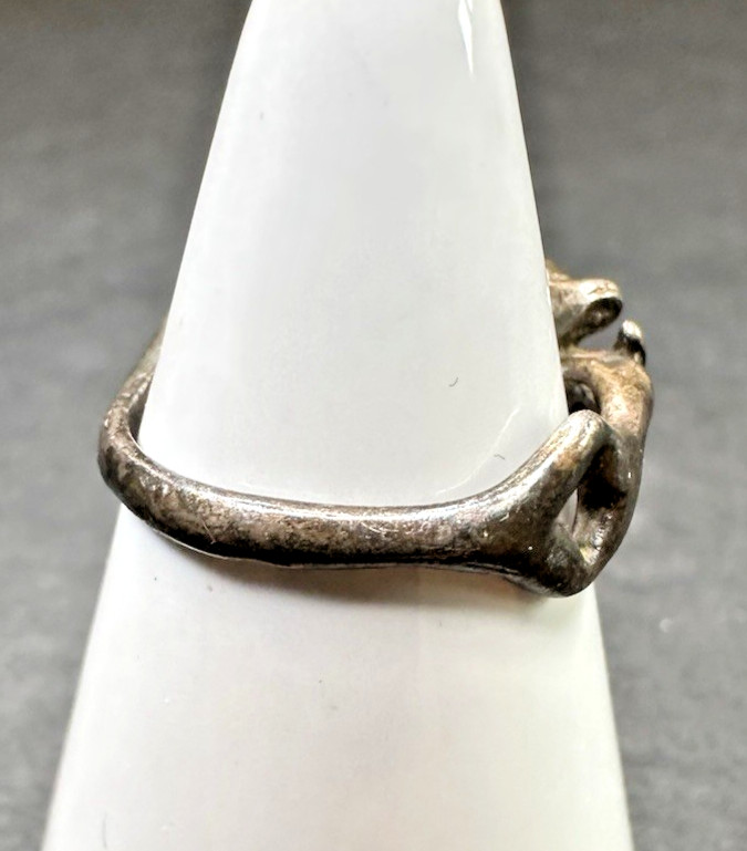 Vintage Sterling Silver 925 Ring with Dolphins Size 7.25 ~ Heavy Patina