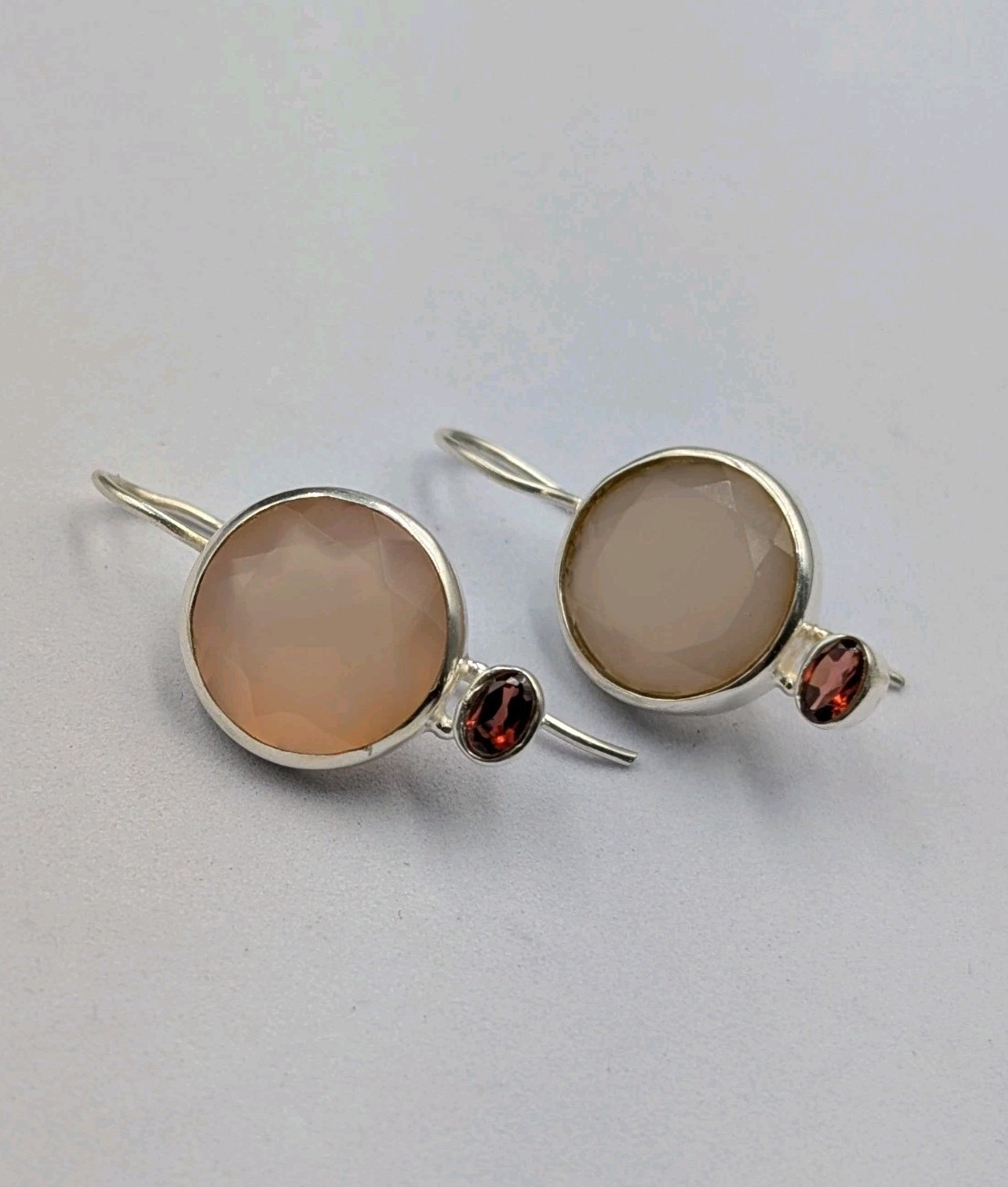 ISJ Vtg Sterling Silver Round Rose Quartz & Oval Garnet Hook Dangle 925 Earrings