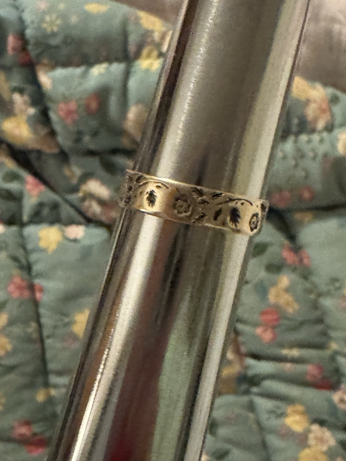 Victorian 10k Gold Engraved Wedding Band/Ring Circa 1900