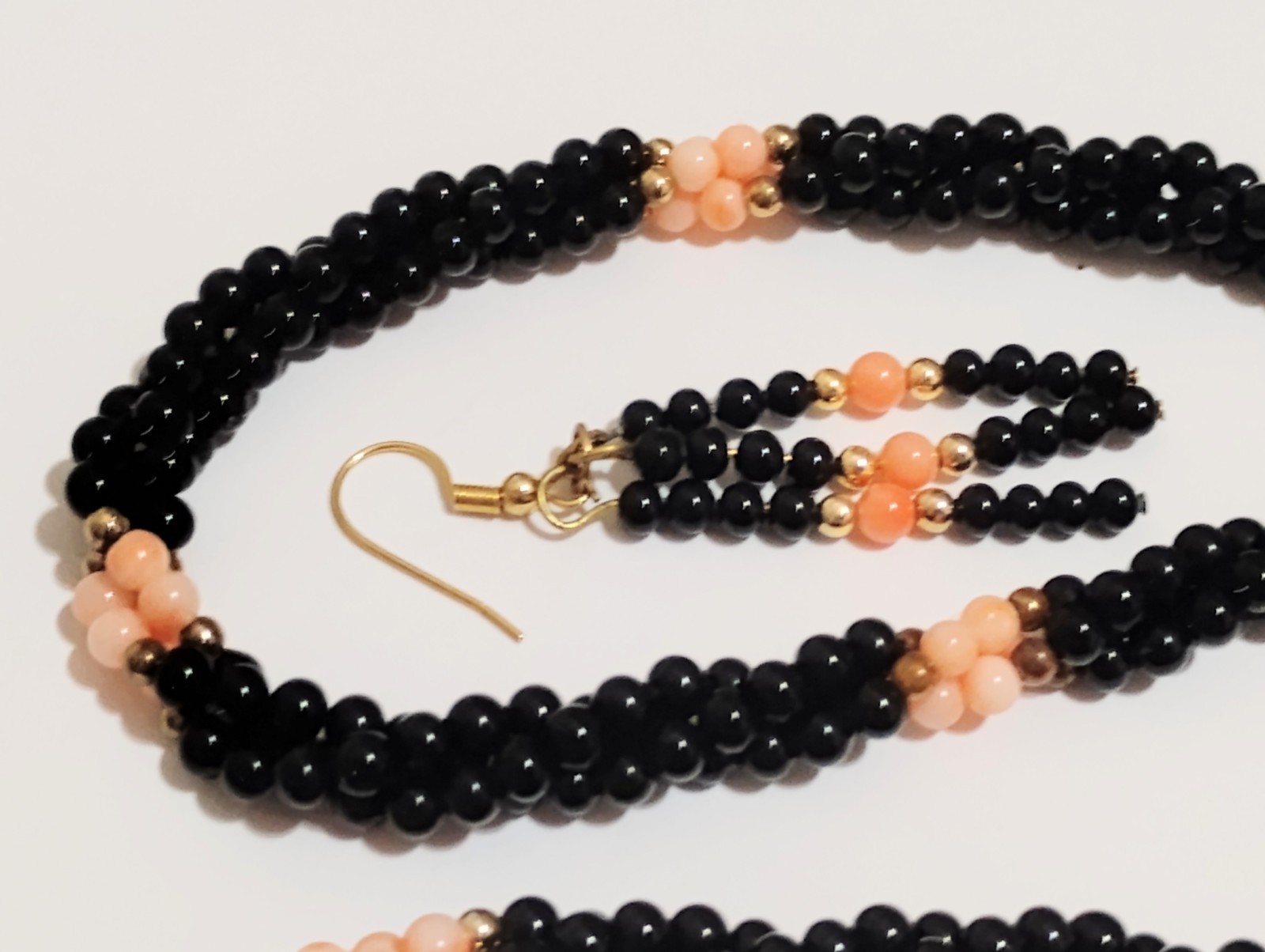 Vintage Black Onyx & Coral Necklace & Earrings Set Twisted Rope Pierced Dangle