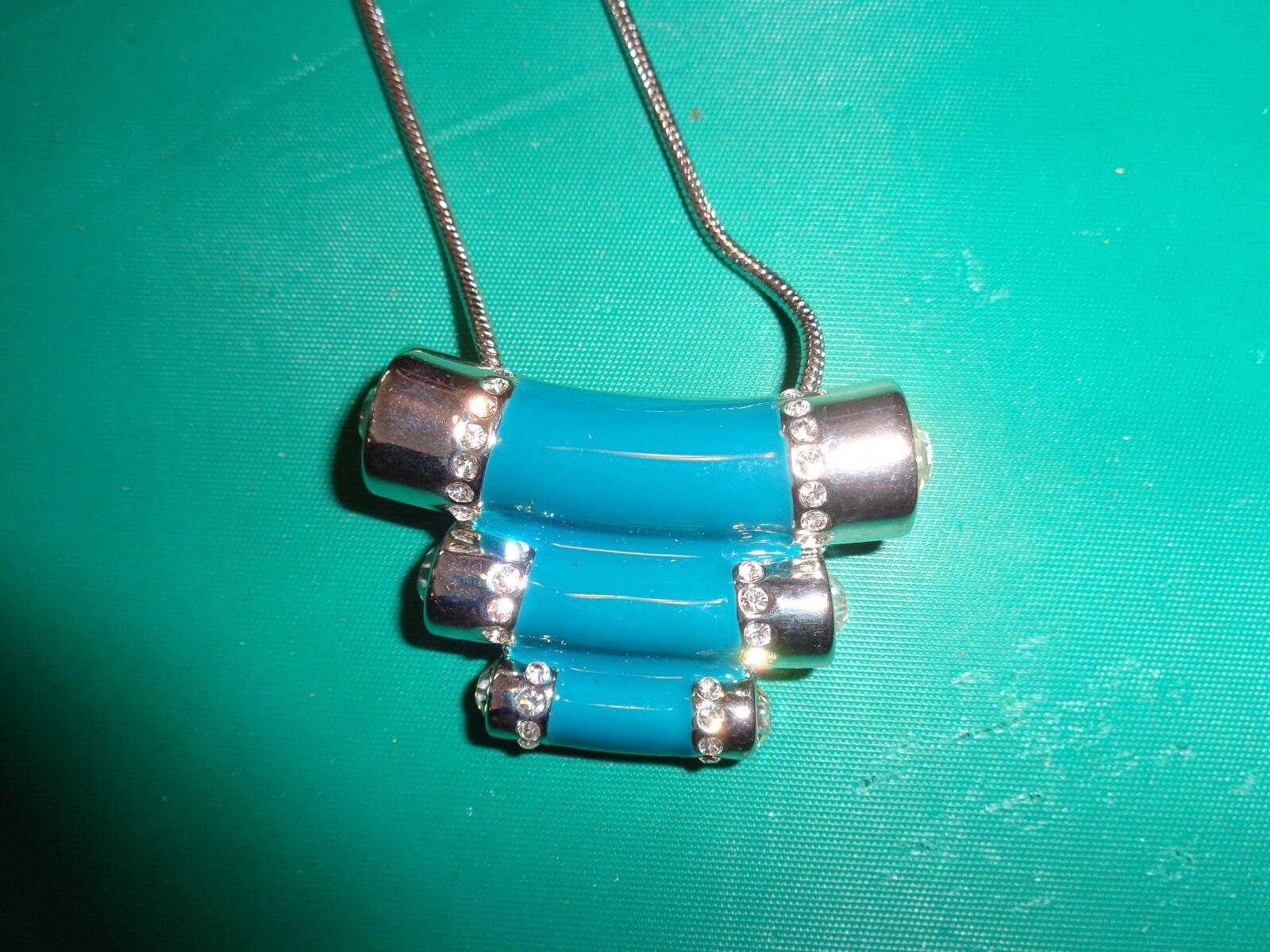NWT Lia Sophia Queue Silvertone Blue Enamel Clear Rhinestone Tiered Necklace