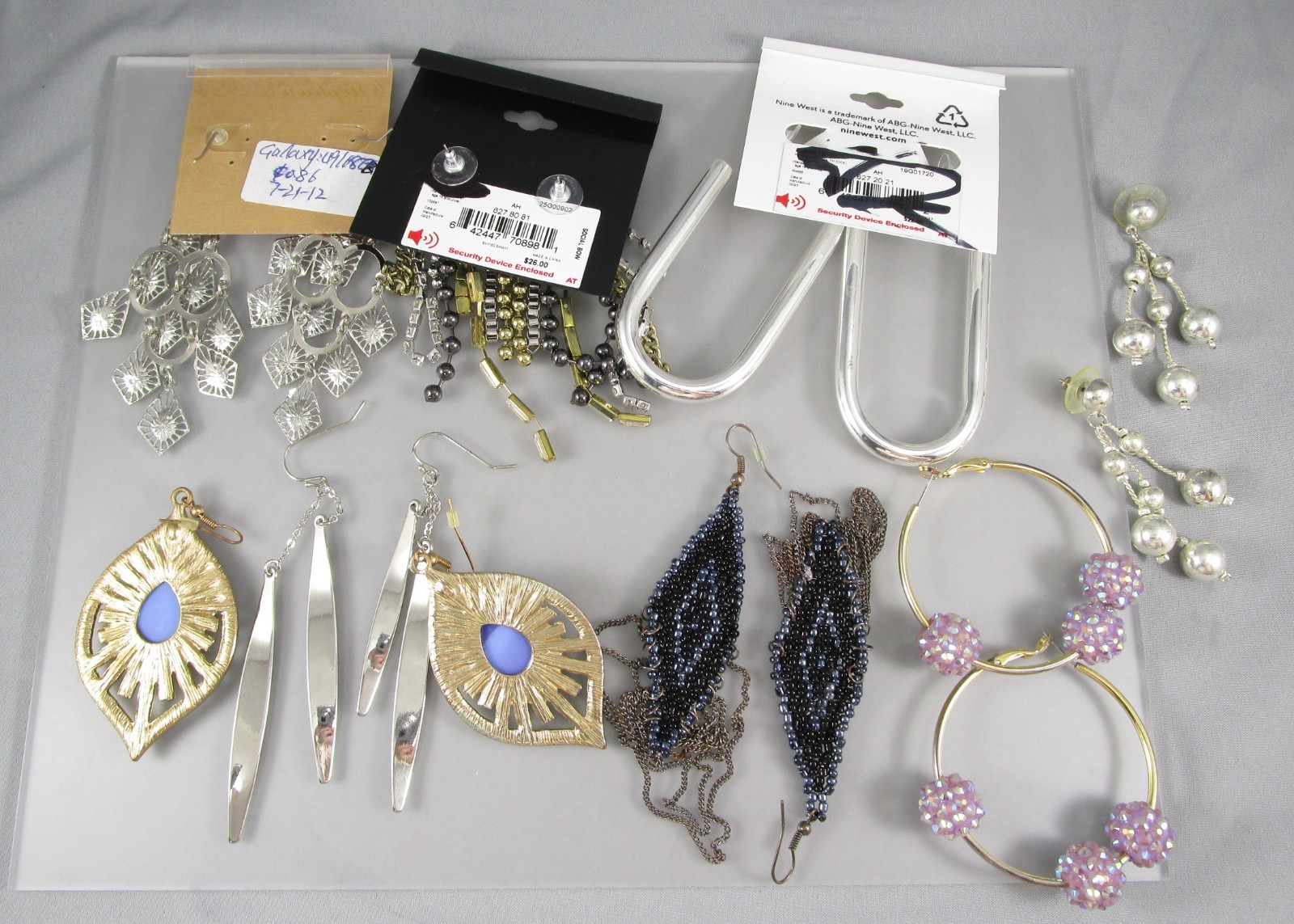 Vtg Mod Retro Multi Styles & Colors LOT 8 Post Pierced Earrings 175B
