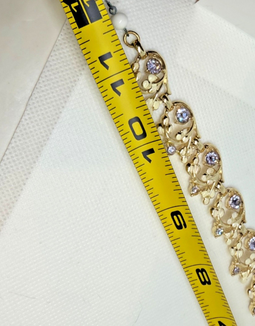 Coro VTG Floral Cluster Necklace w/ Lavender Rhinestones Enamel 1950s