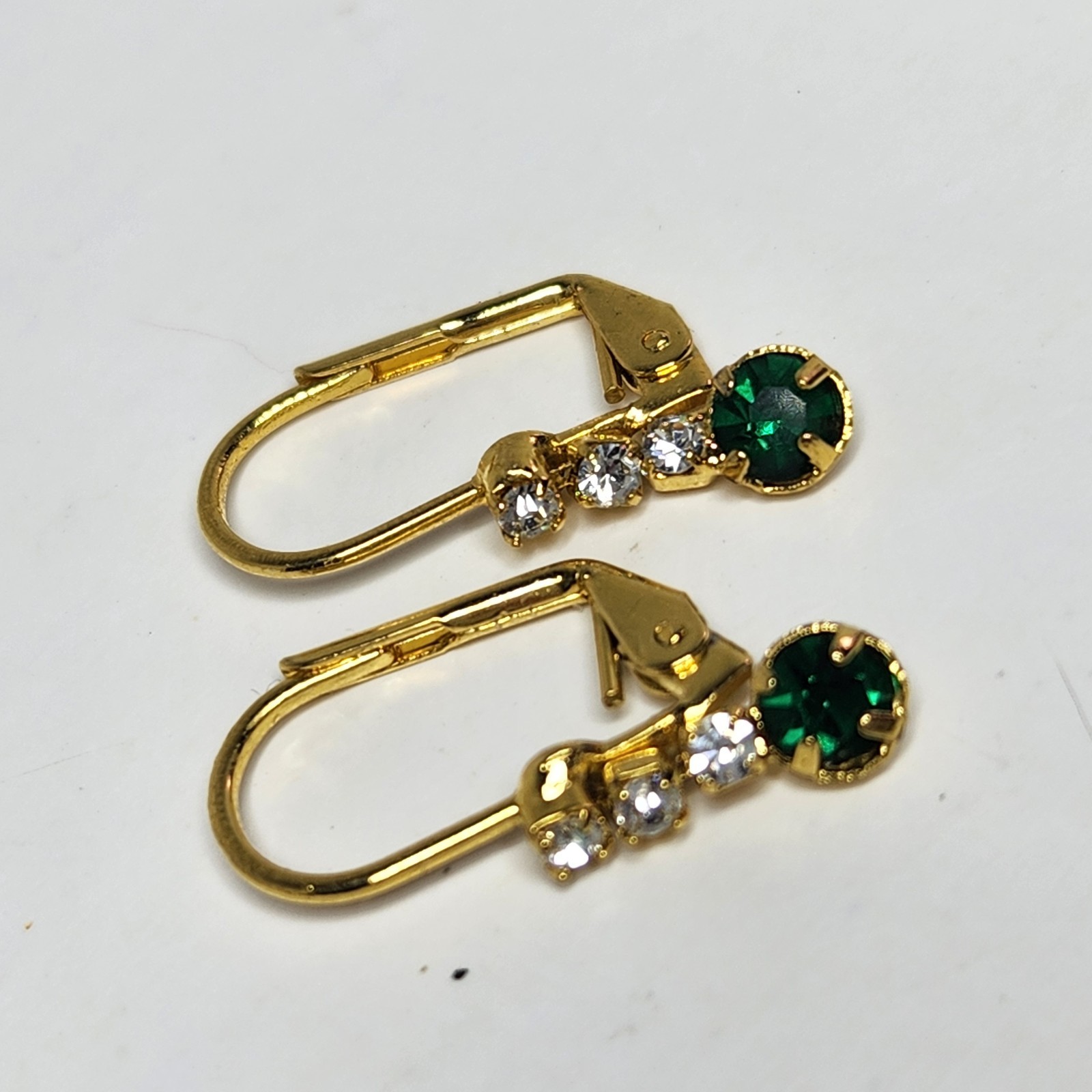 Vintage Emerald Green Rhinestone Goldtone Bracelet 7″ Earrings 2 Pair May Birth