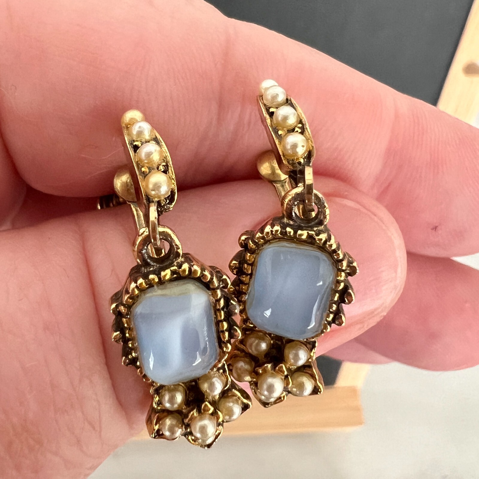 Vintage Screw-Back Earrings Gold-Tone with Blue Chalcedony-Like Stone