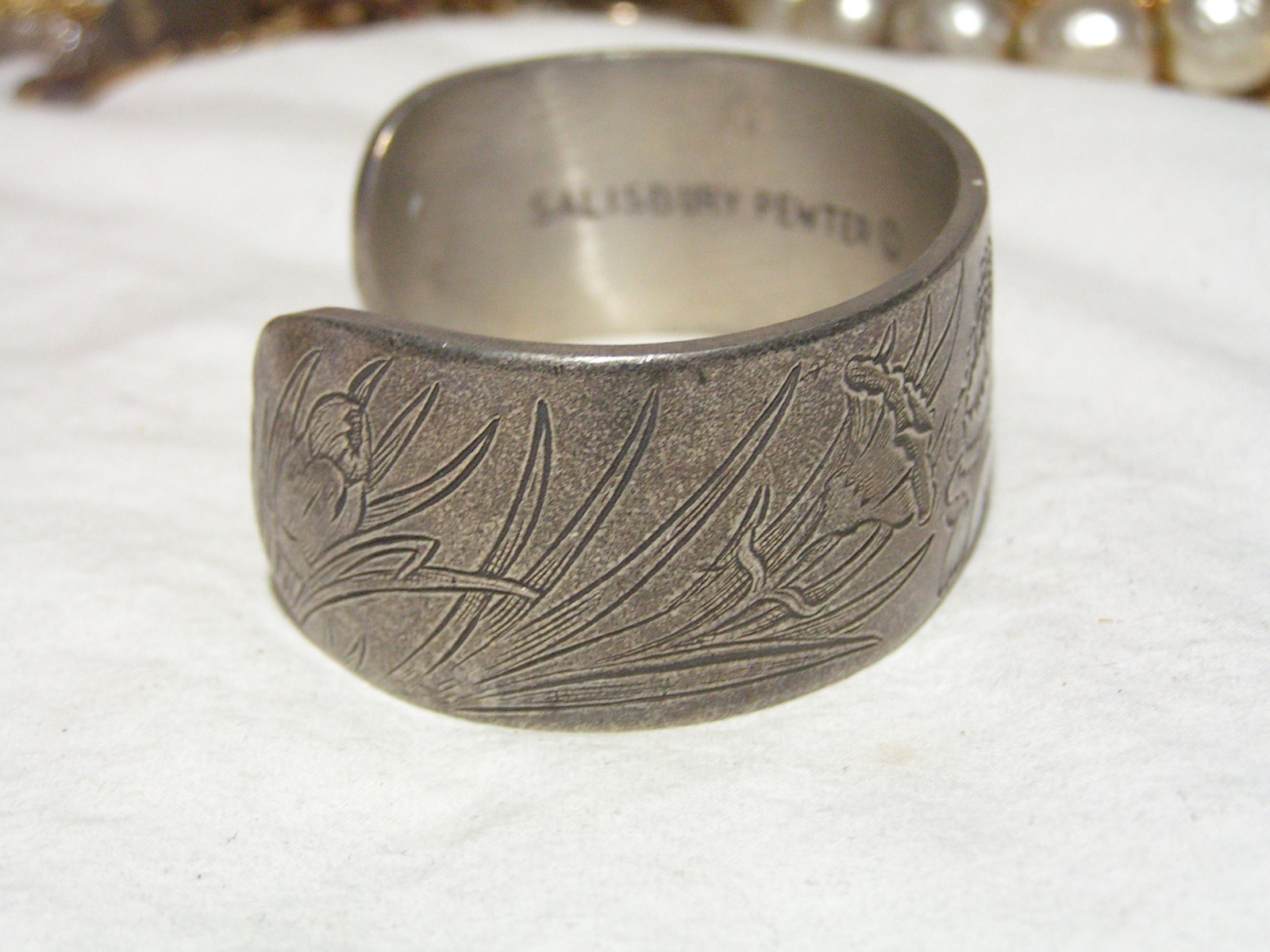 …Vintage Salisbury Pewter January Flowers Cuff Bracelet…