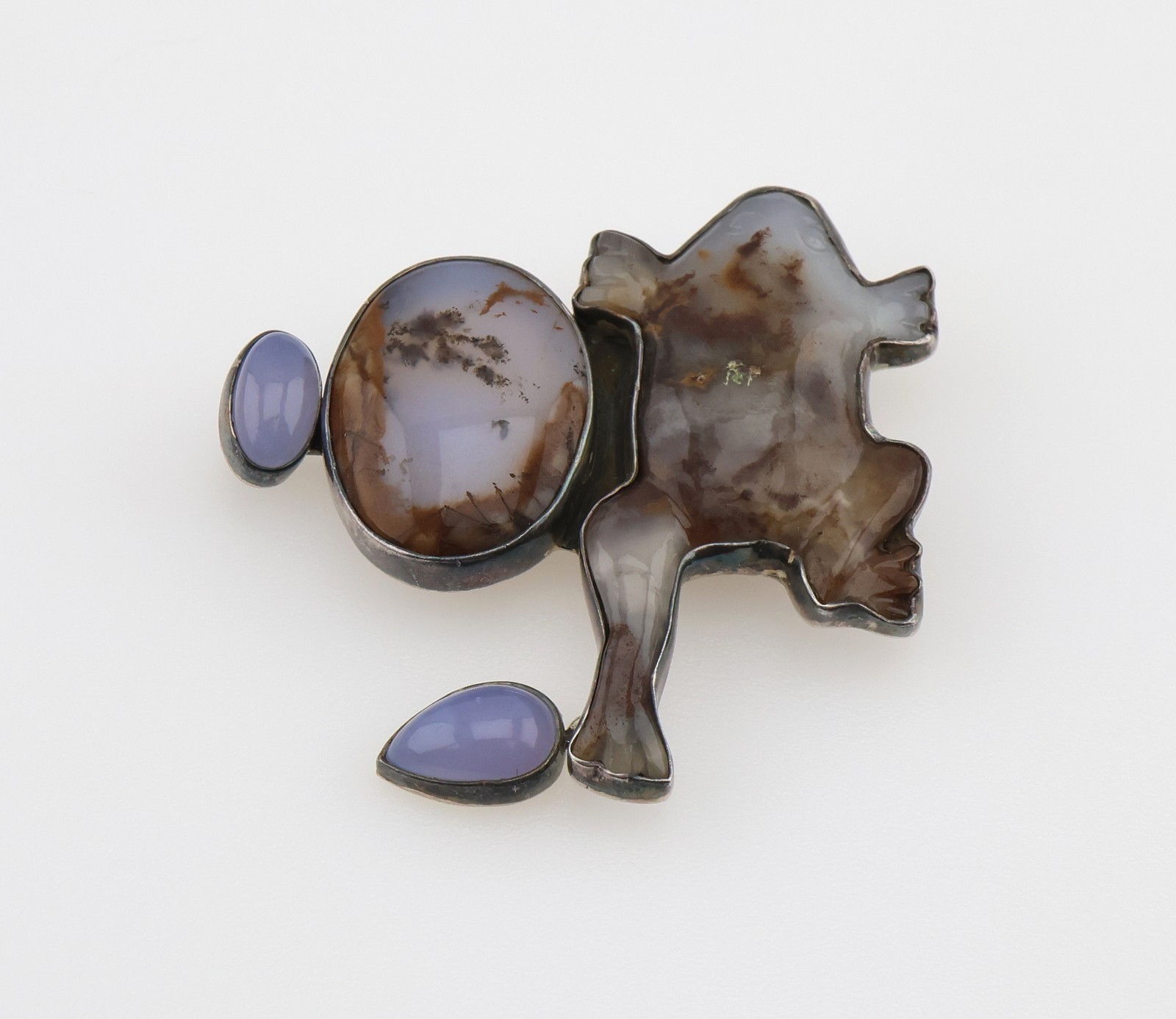 Amy Kahn Russell Sterling Silver Carved Hardstone Pendant/Brooch