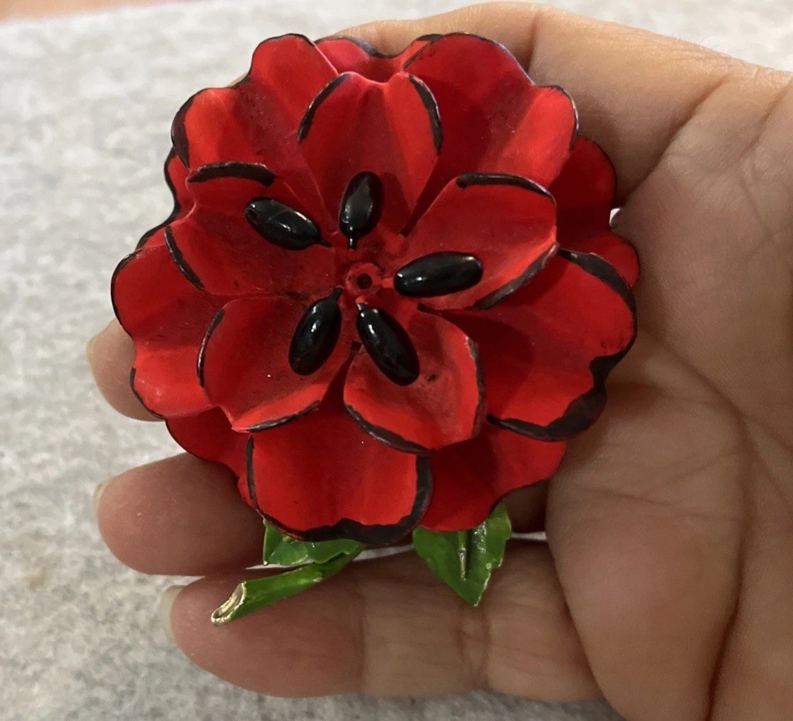 Vintage 1960s Red Enamel Poppy Flower Brooch Pin Mod Retro Boho Unsigned