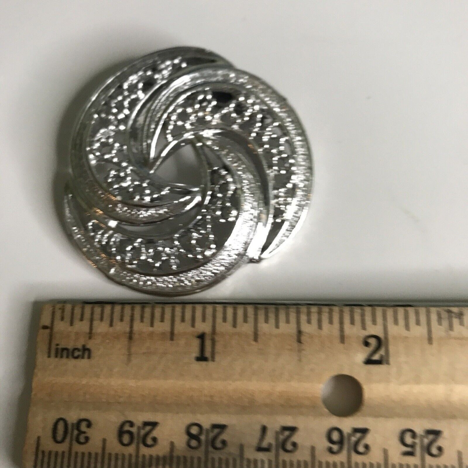 Vintage Silver tone Brooch pin Swirl Costume Jewelry