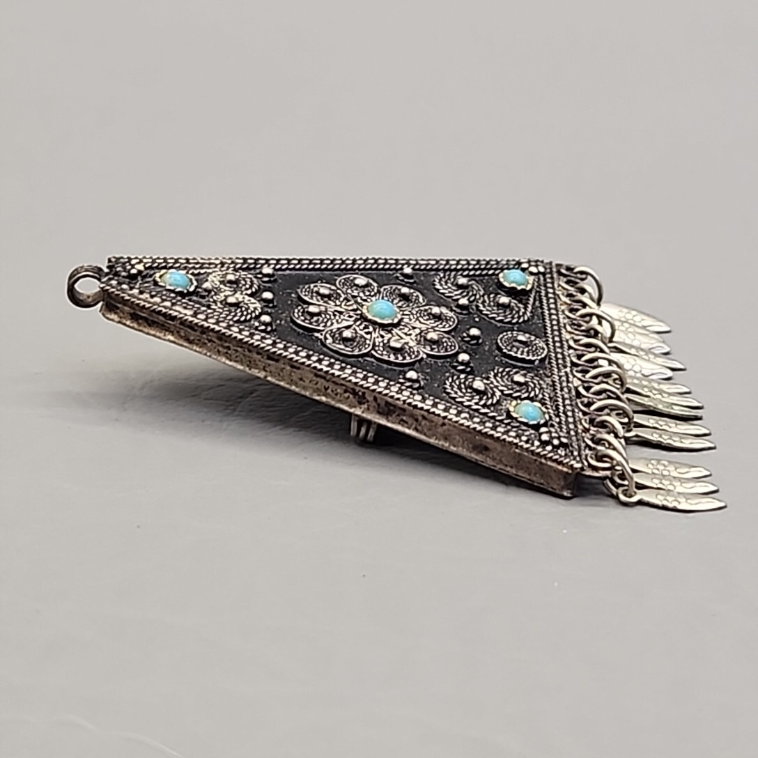 Vintage Triangle Pendant Filigree Cannetille Blue Glass Beads Silver Tone 2.5″