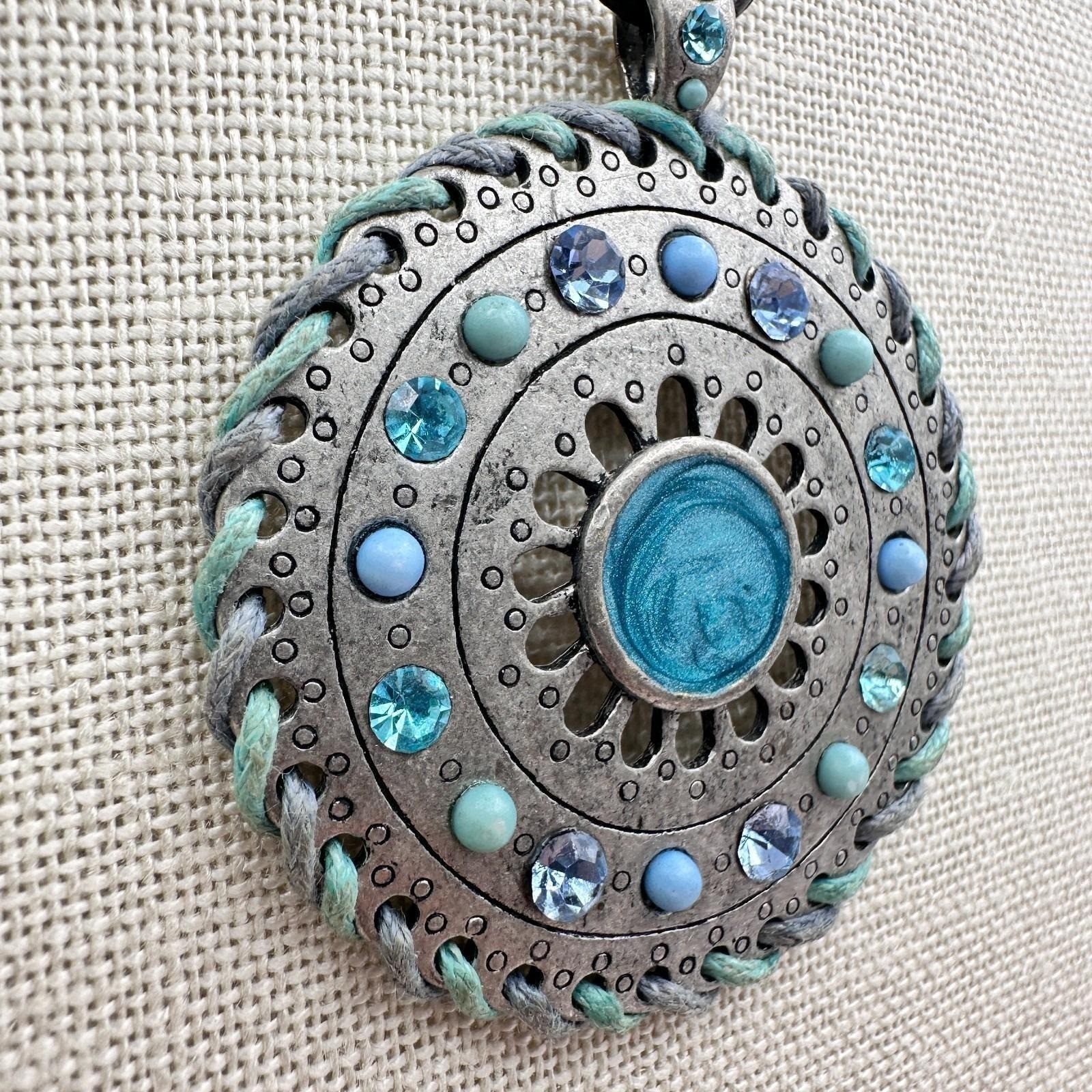 Vintage 90s Teal Blue Beaded Medallion Pendant Necklace Silver Tone Rhinestone