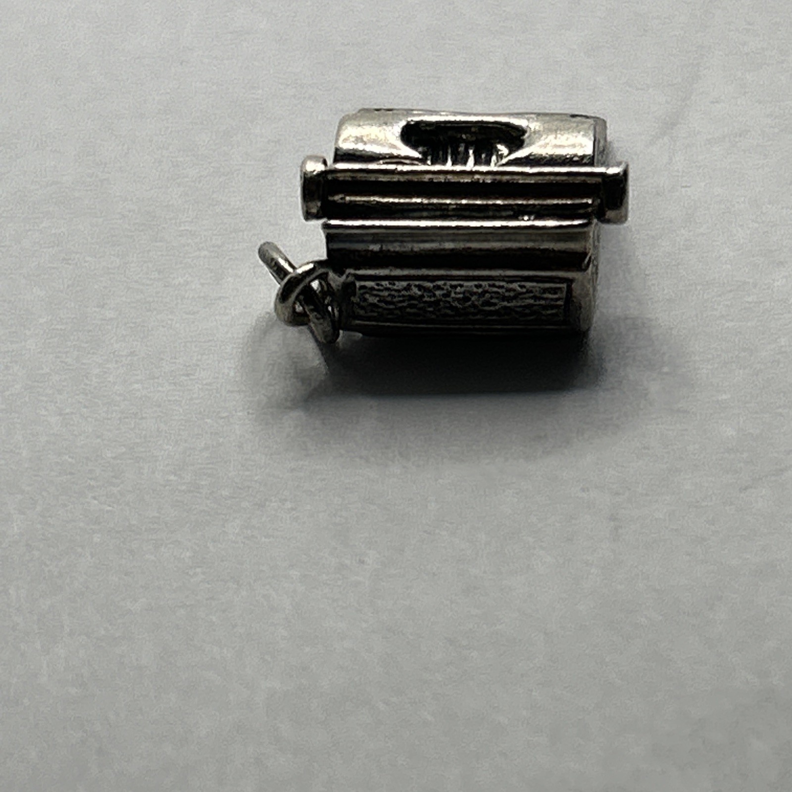 Vtg Danecraft 925 Sterling Silver MANUAL TYPEWRITER Old School Charm Pendant