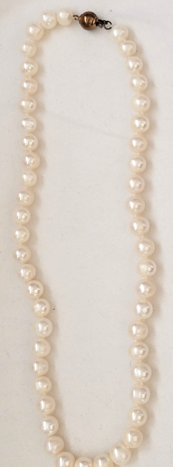 Vintage Hand Knotted Freshwater Pearls Copper Ball Box Clasp Necklace 16.5″ L