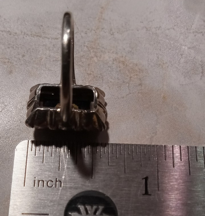 Vintage ESTATE 10k White Gold Onyx & DIAMOND Ring–Size 5