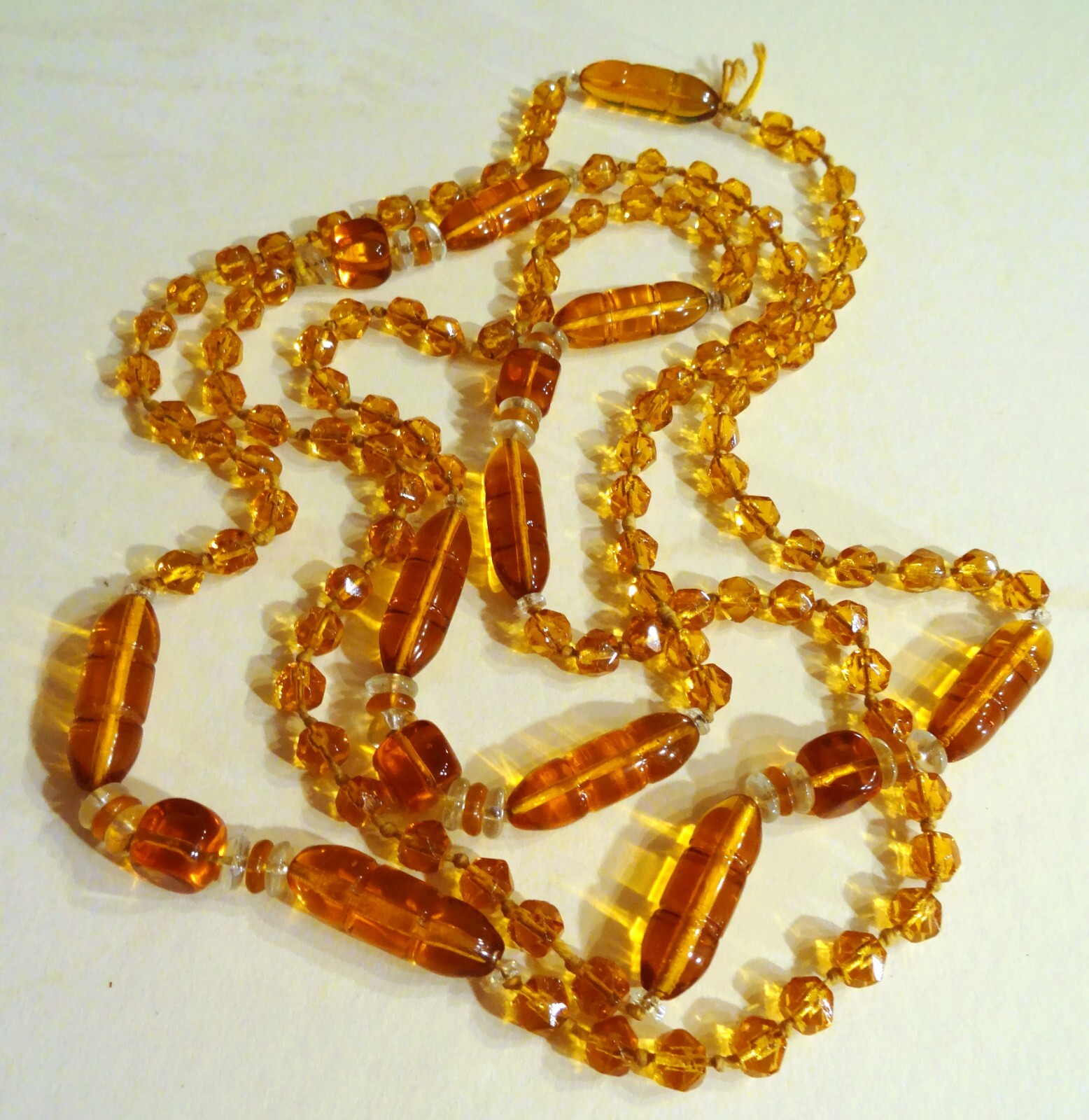 ART DECO HONEY AMBER GLASS BEAD NECKLACE CZECH Bohemian ANTIQUE 60″ MAX NEIGER ?