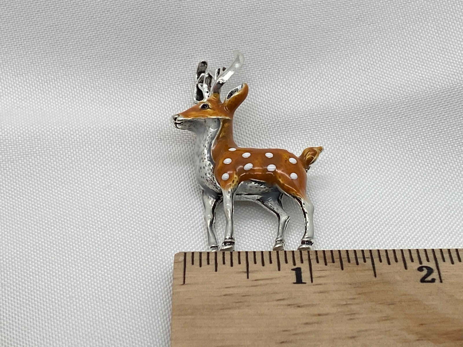 Silver Tone Brown & White Deer Fashion Pin 1″