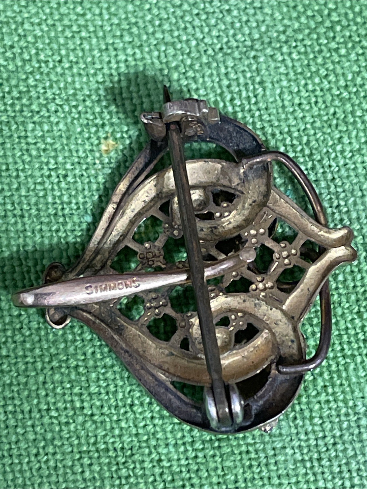 ANTIQUE Simmons Pink and Green Gold PIN Brooch
