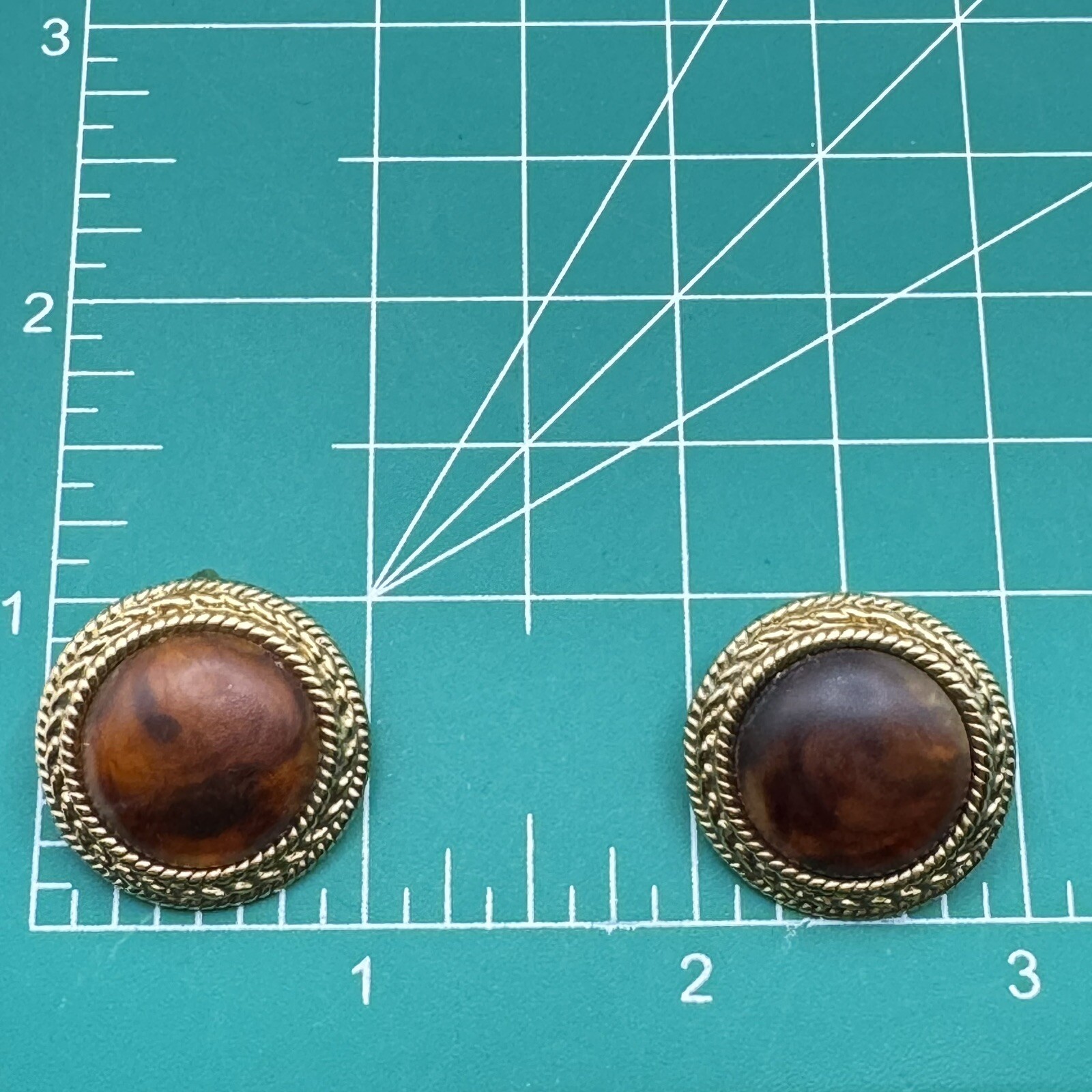 Vintage White Stag Goldtone Metal Amber Colored Round Clipping Earrings