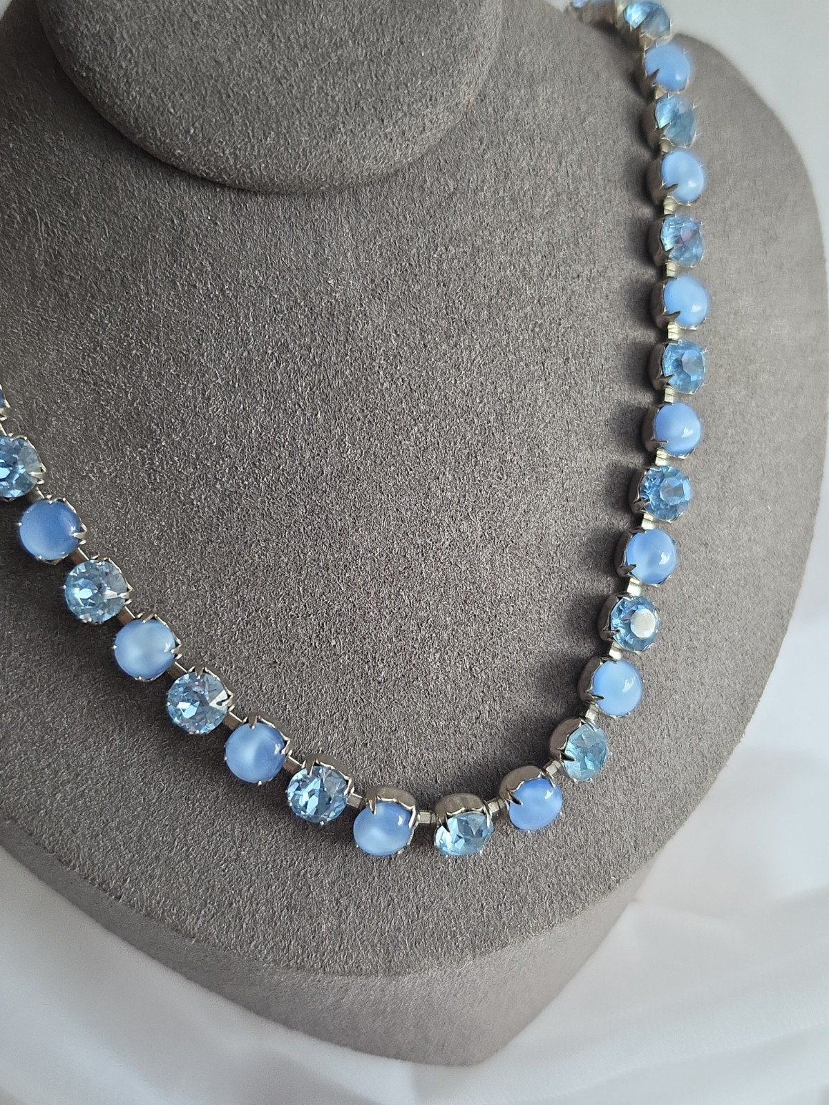 1960s Blue Moonstone Glass Rhinestone Choker Necklace 16″ Silvertone