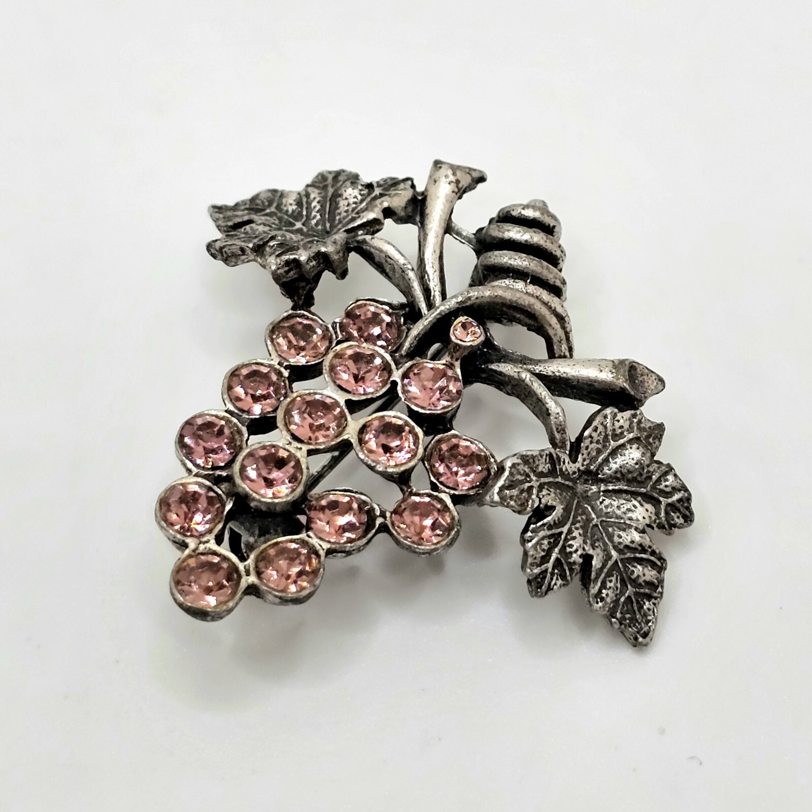 Vintage Grape Cluster Brooch Pin Purple Pink Rhinestones LIA Lianna Signed