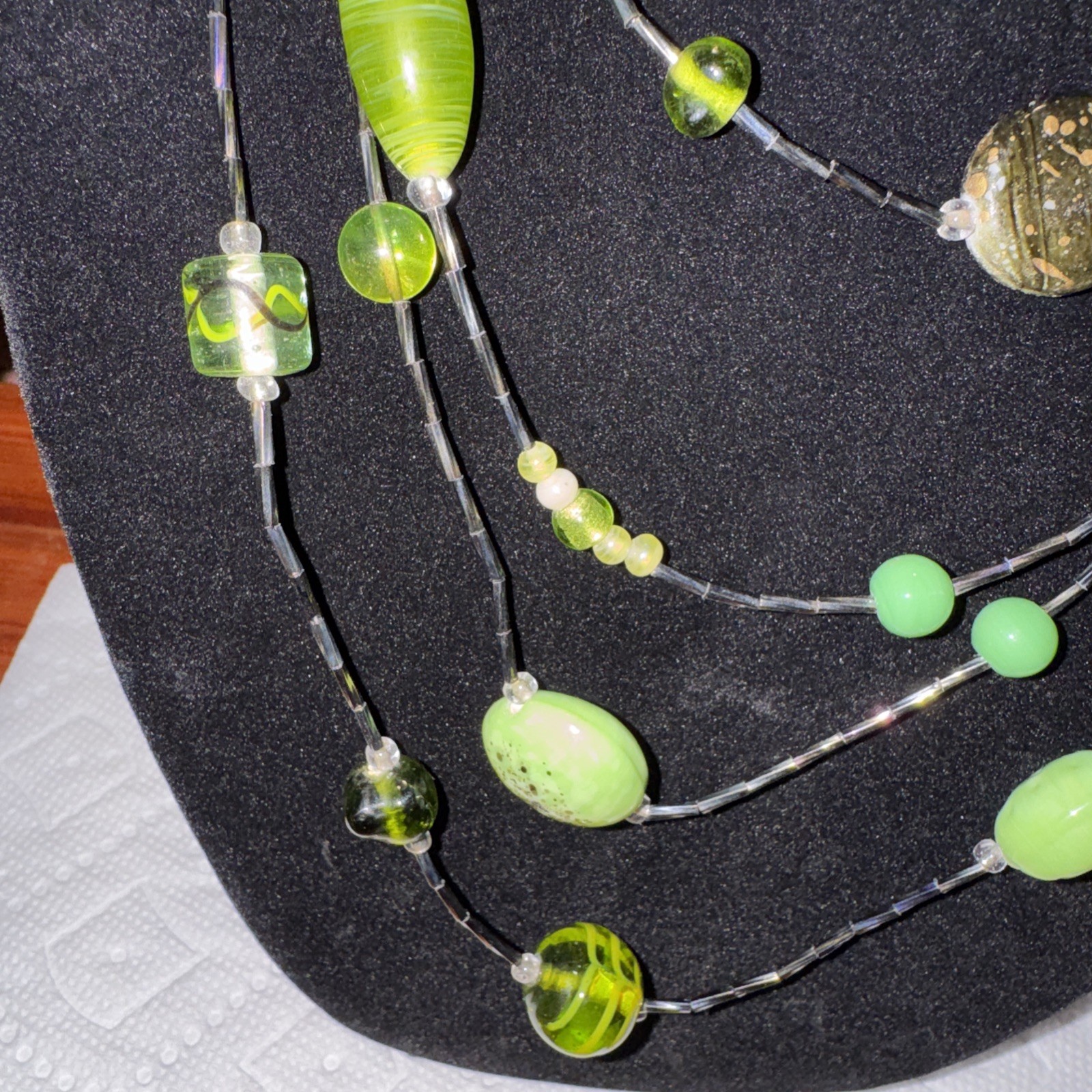 Vintage Chico’s Glass Beaded Green And Gold Colored Necklace 26 In 4 In Extende