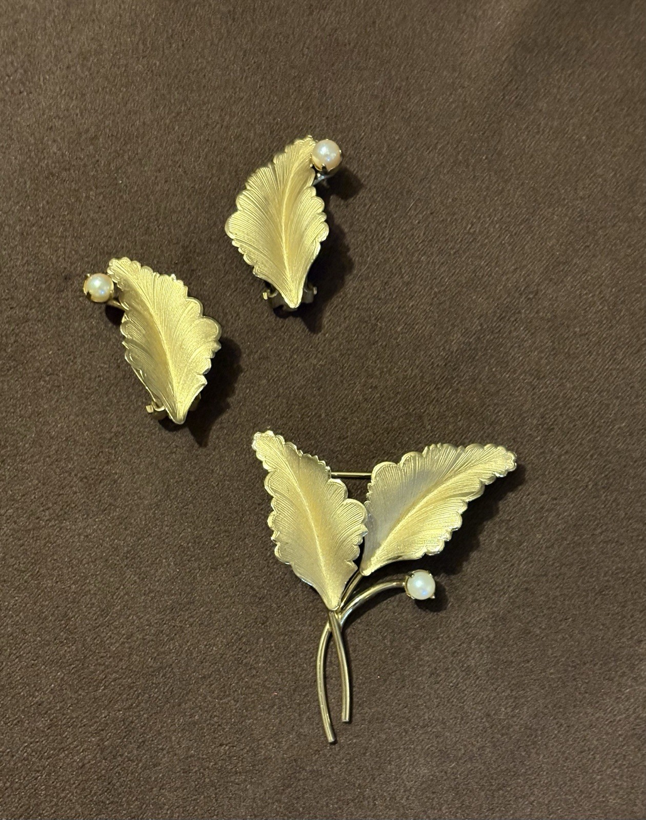 Vintage Signed C.R. Co. Charles Reis 12K GF Leaf/Pearl Brooch/Earring Set