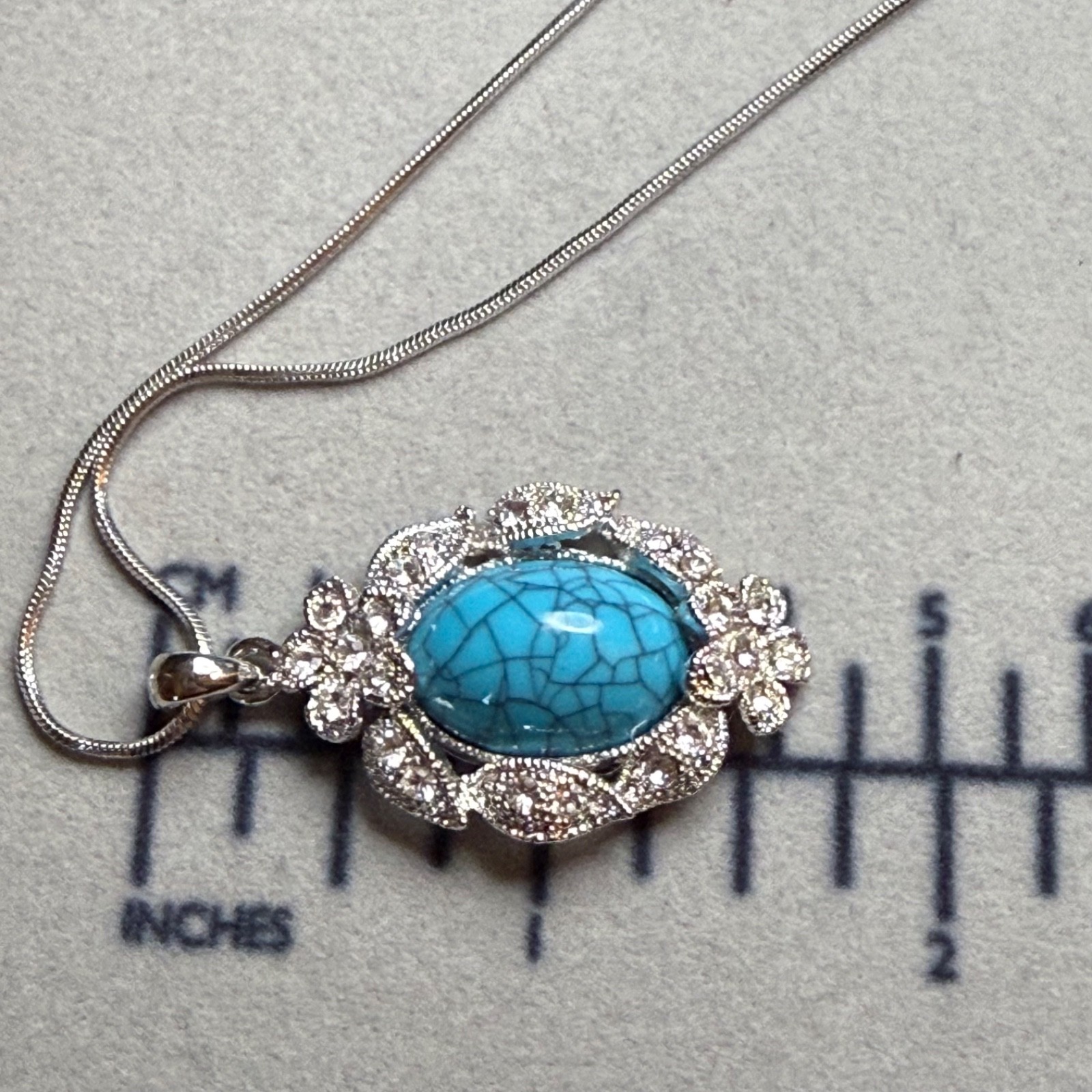 Faux Turquoise Cabochon Floral Rhinestone Pendant Necklace Silver Tone Y2K 2000s