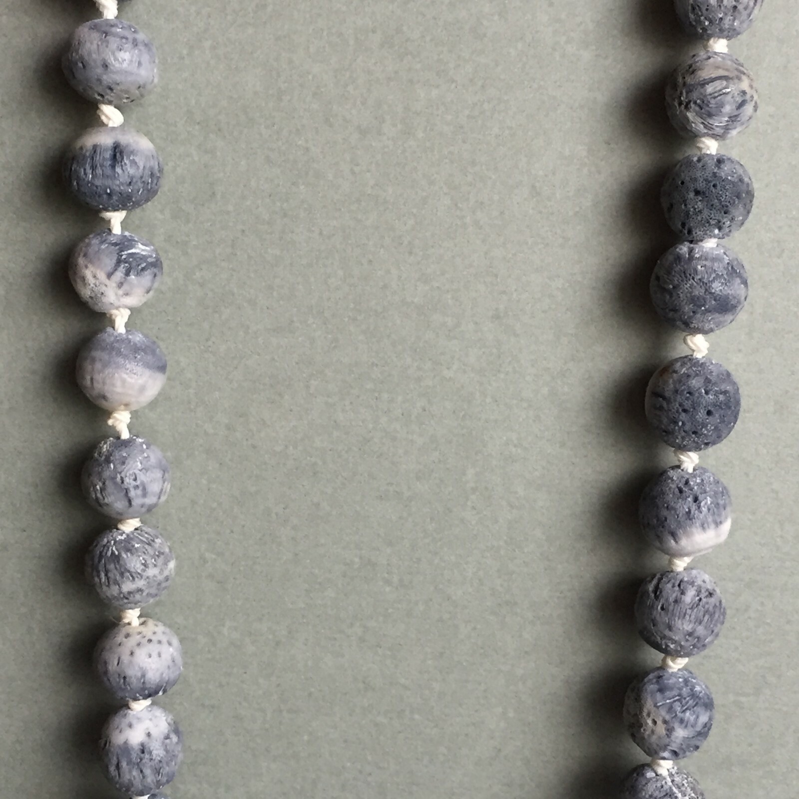Vintage Blue Sponge Coral round Beads 1cm Necklace 33″ hand knotted