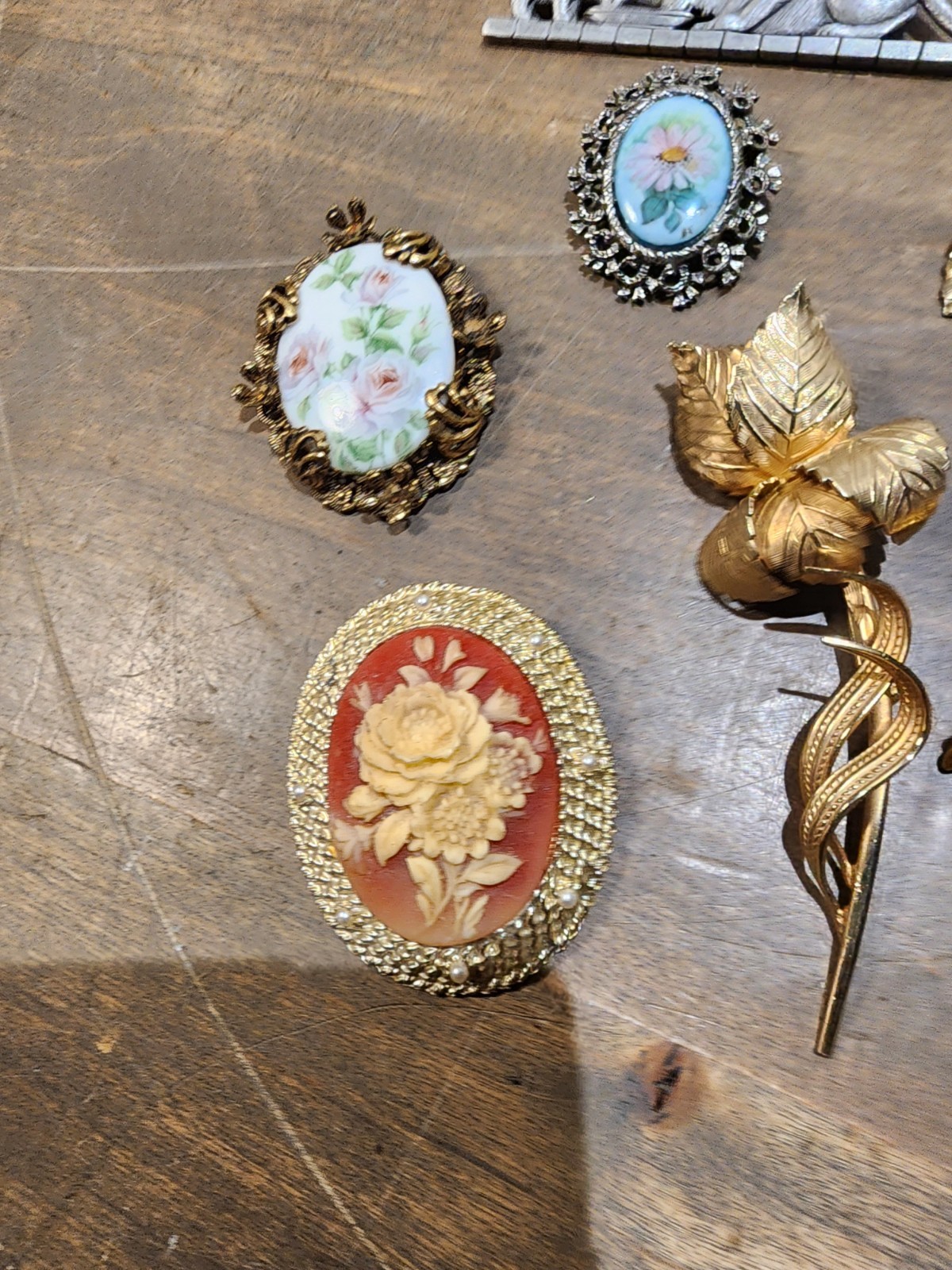 Vintage Lot Brooch Lapel Pin Bird Flowers Cats Avon Giovanni READ