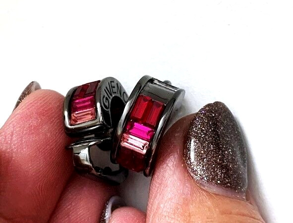 VTG Signed GIVENCHY GUNMETAL Tone HOT PINK Rhinestone Half Hoop Clip Earrings