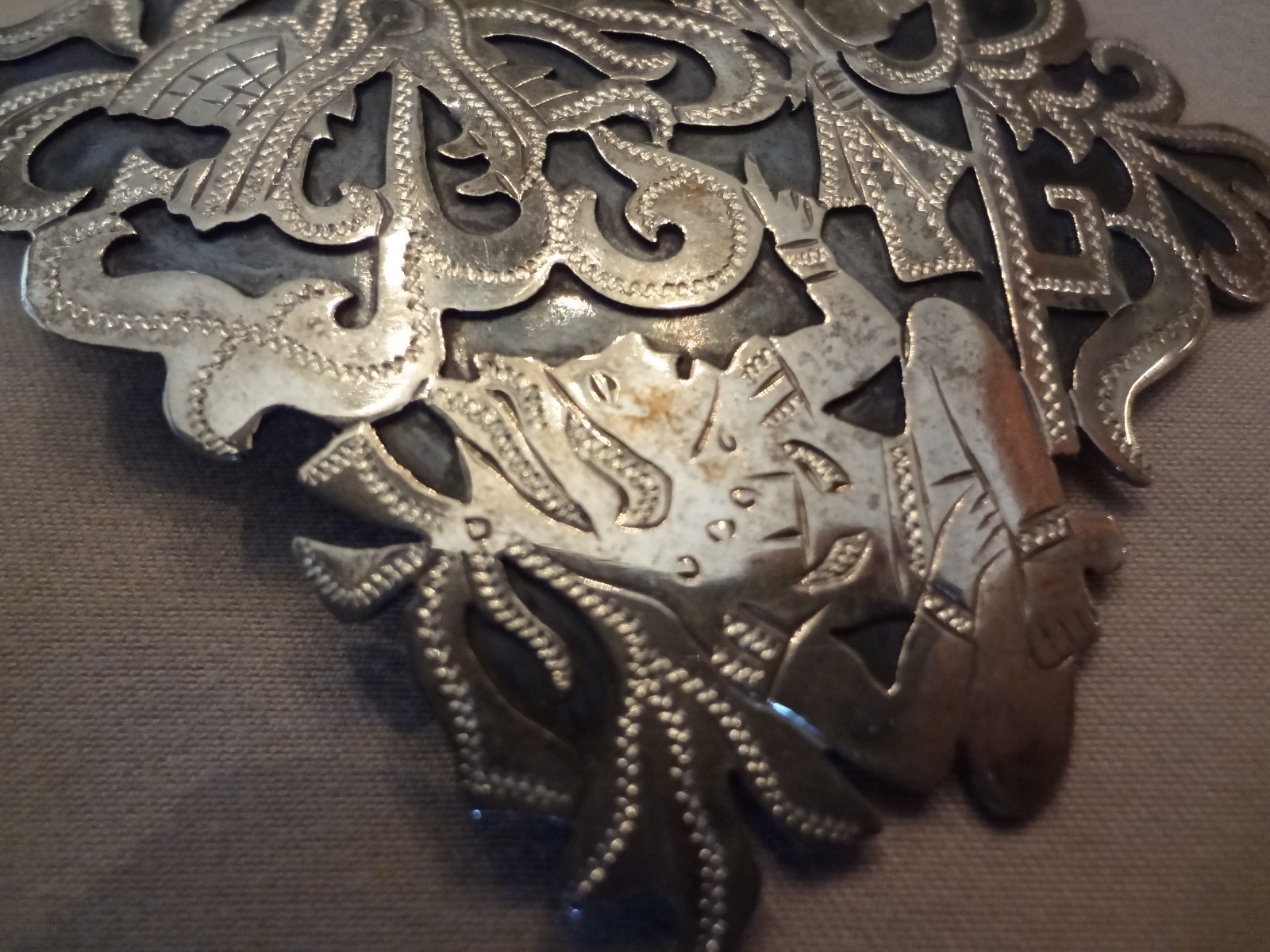 LARGE VINTAGE GUATEMALA 900 STERLING SILVER PIN-PENDANT–VERY NICE