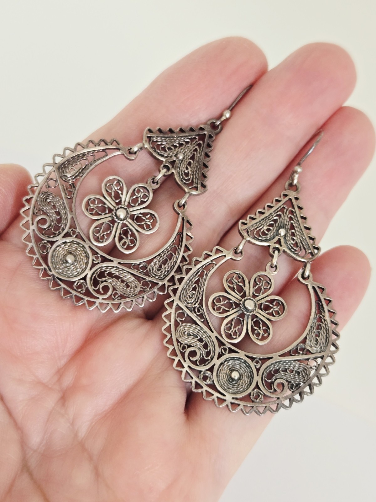 VTG NF Thailand Sterling Silver Cannetille Filigree Flower Boho Dangle Earrings