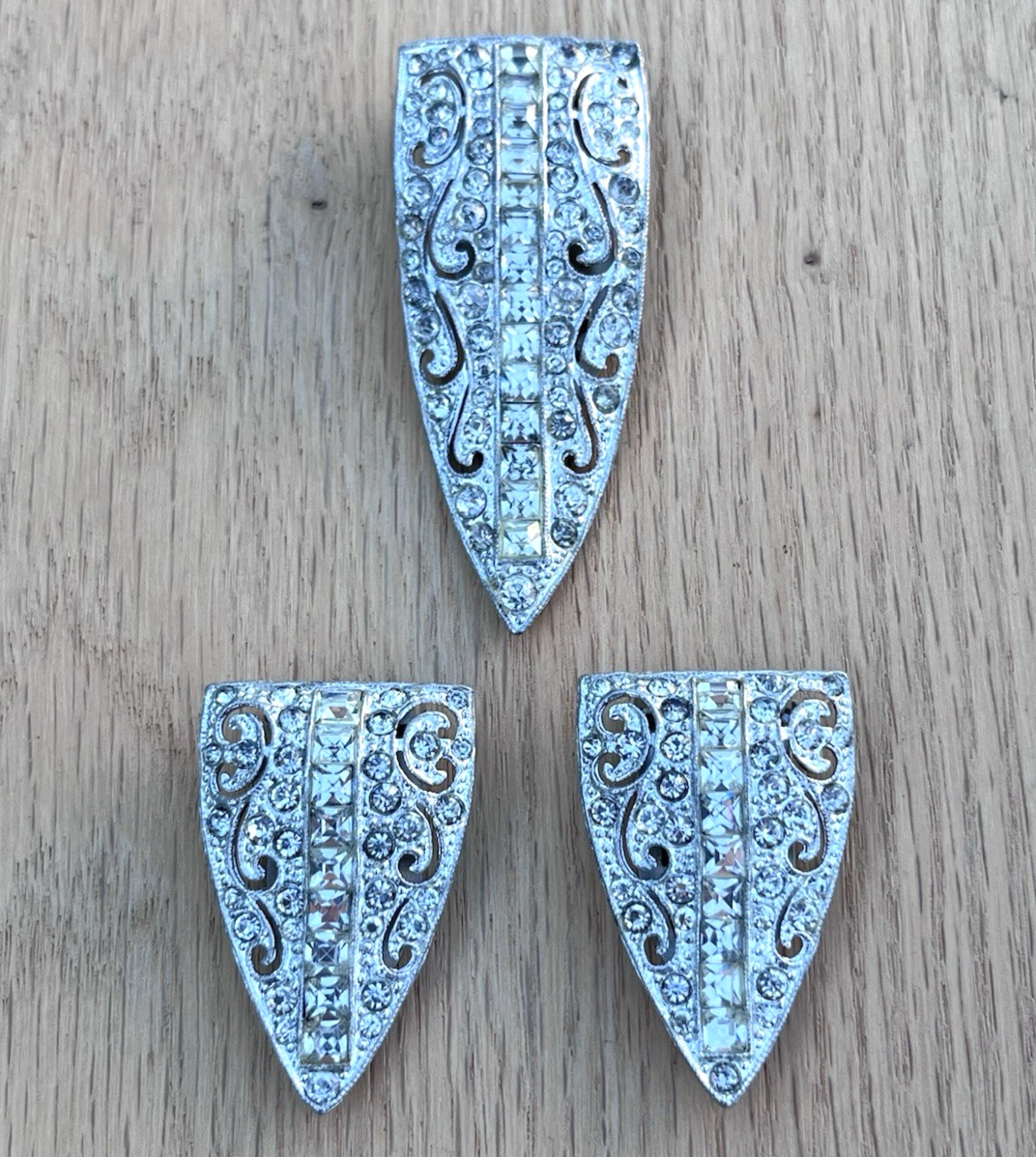 Antique Art Deco Brooch & Dress Shoe Fur Scarf Clip Clips Lot Silver Tone Clear