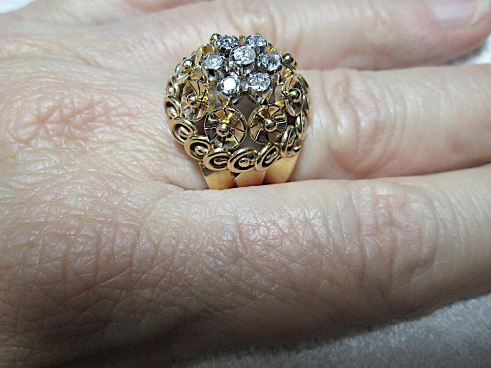 FANTASTIC 17-18K ROSE GOLD PLATINUM DIAMOND FLOWER RING FRENCH RETRO 1940S RARE