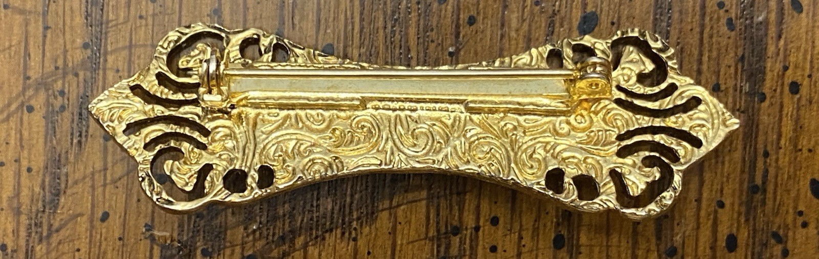 2 1/2” X 3/4” Gold Tone Sparkling Bar Brooch Pin with Black Center