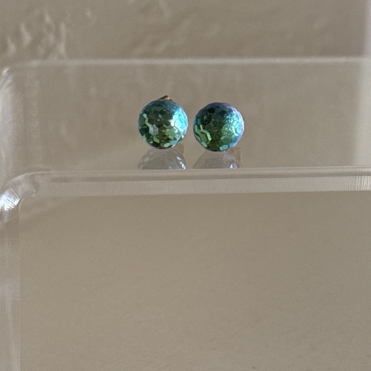 Vintage Faceted Glass Stud Earrings Blue Green Purple Shifting Color Gold Tone