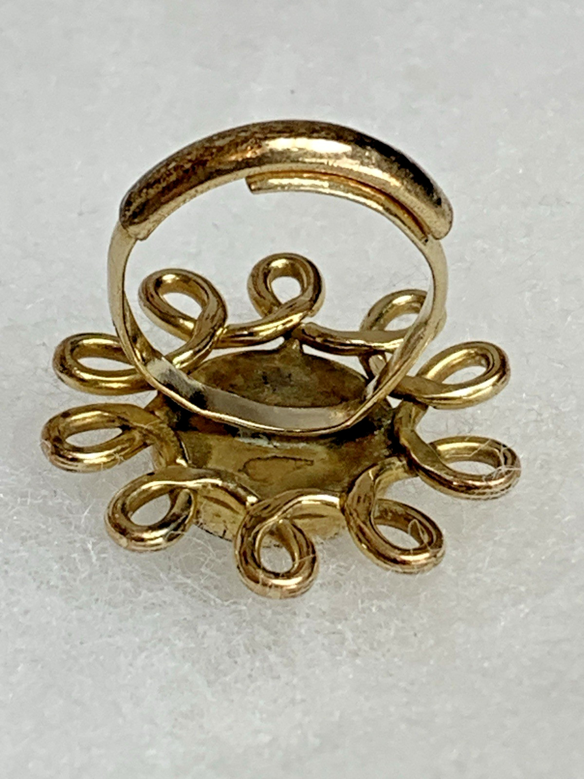 Vintage Winard 12K Gold Filled Flower Ring Black Cabochon Retro Daisy Size 5.5