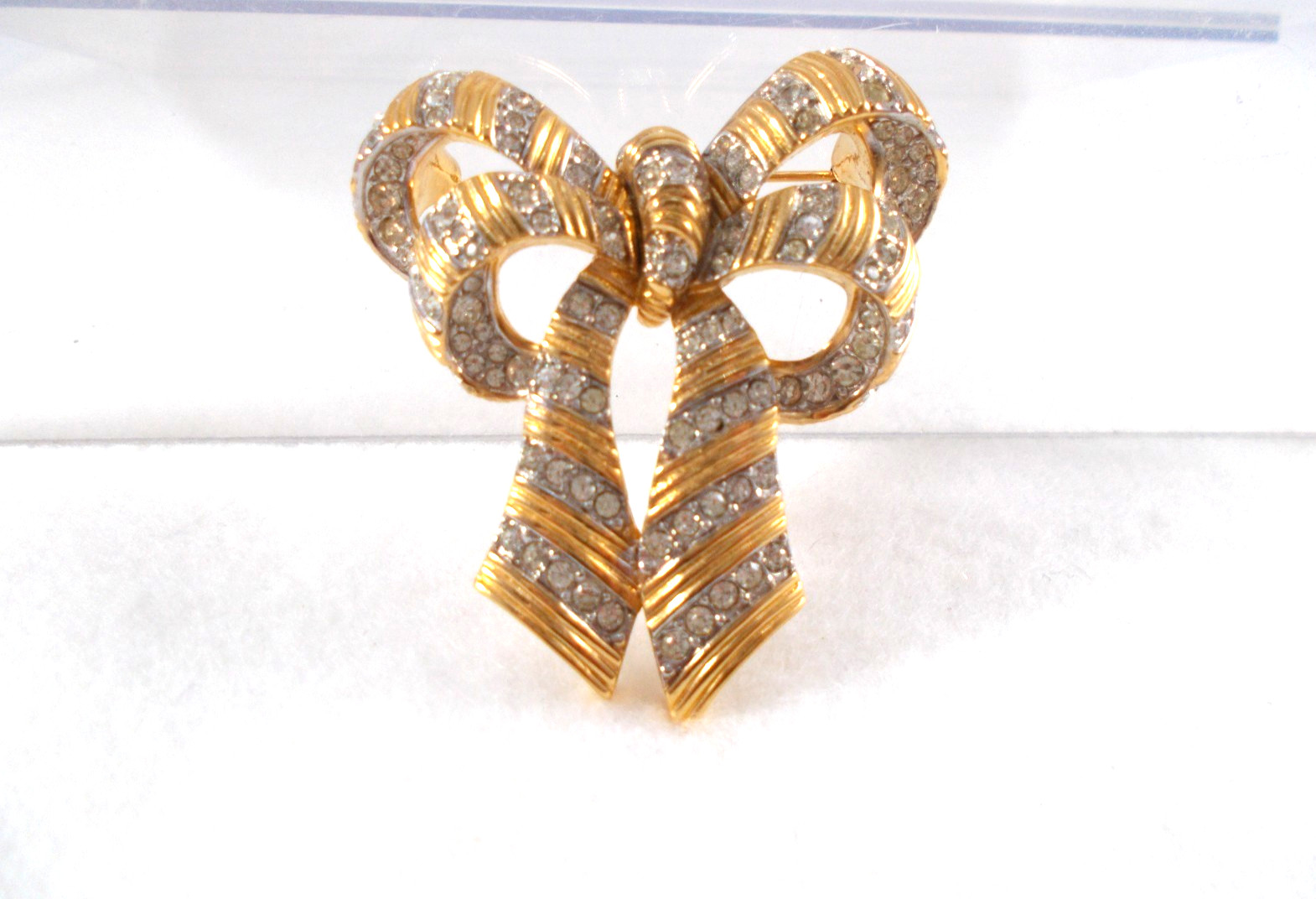 Vintage Gold Tone Ribbon Brooch with Pavé Set Crystal Rhinestones Free Shipping