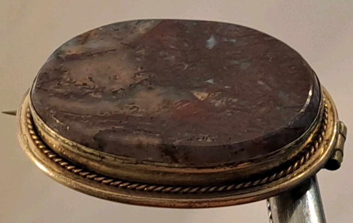 Antique Gold-Plated Blood Agate Translucent Pendant Pin Circa 1900