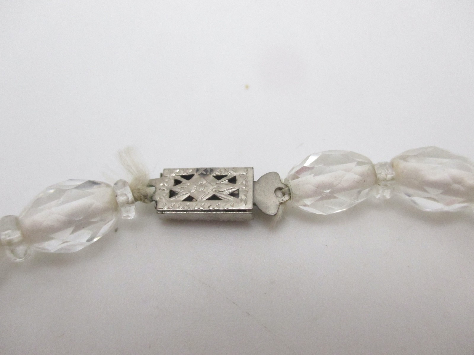 VTG Faceted Oblong Crystal Glass Bead Choker Necklace 17″