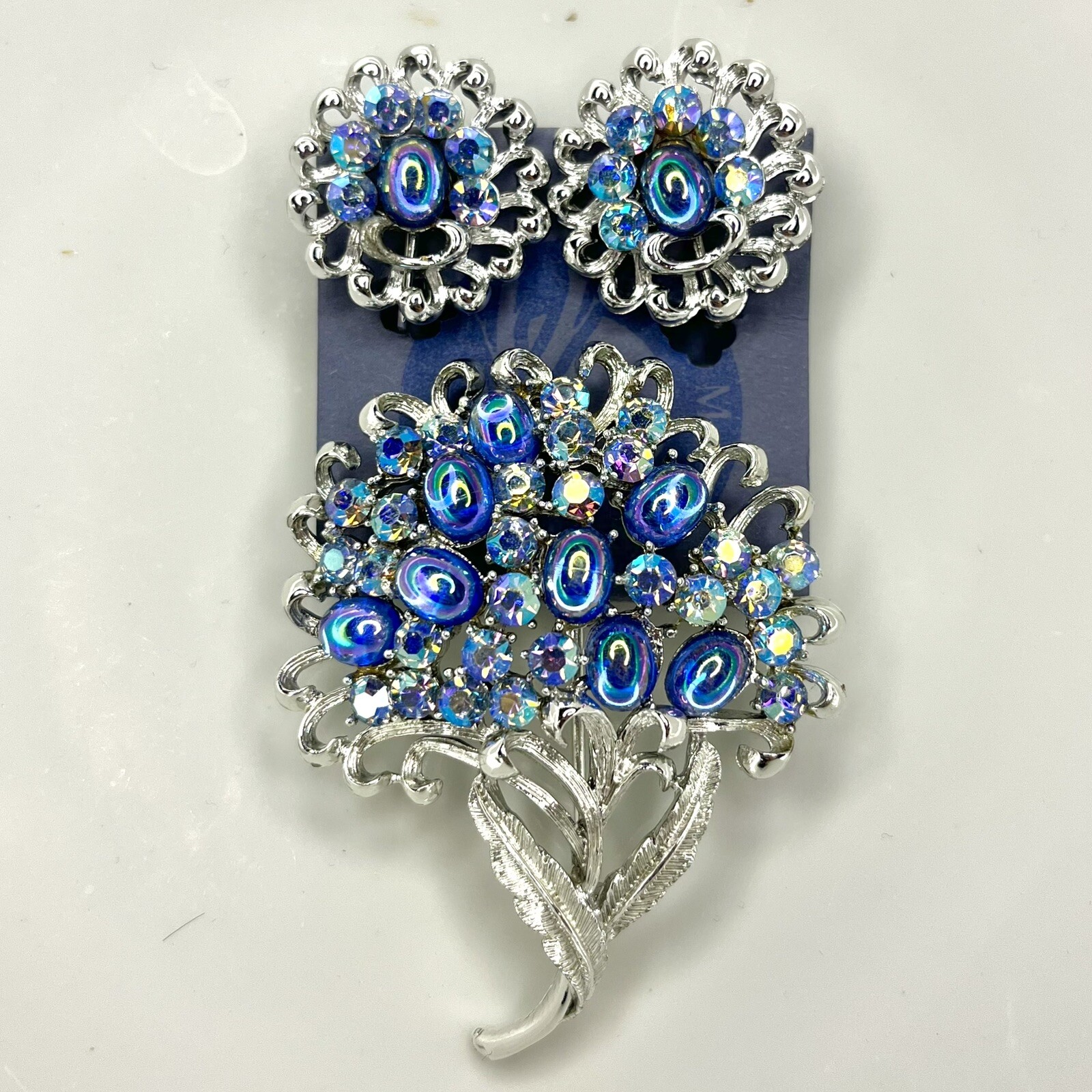 Coro Vtg Moonglow & Peacock AB Rhinestone BROOCH PIN & CLIP ON EARRINGS SET