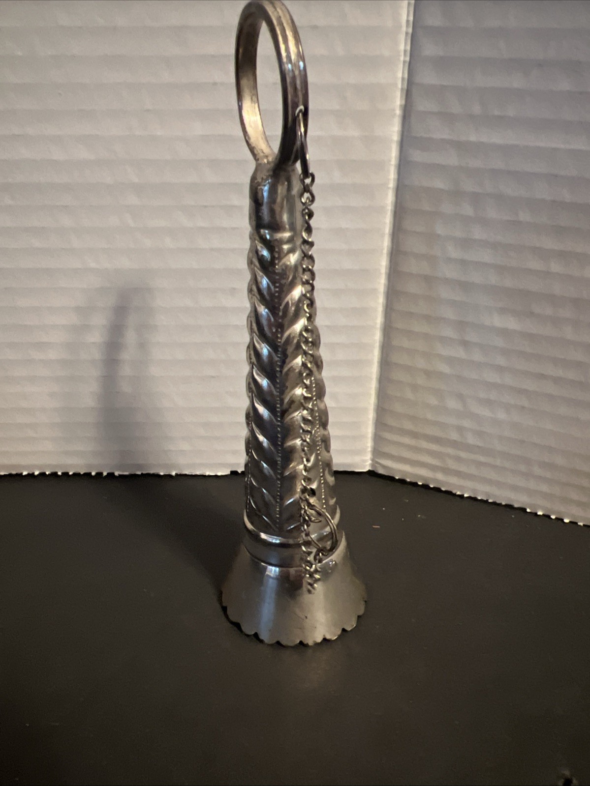 VTG Silver Tone “Tussie Mussie” Posie Flower Holder With Finger Ring