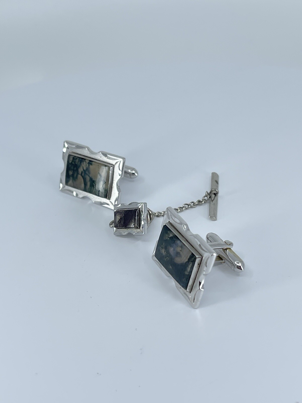 Swank Cufflink and Tie Tack set Jadeite rectangle silver tone 3/4″