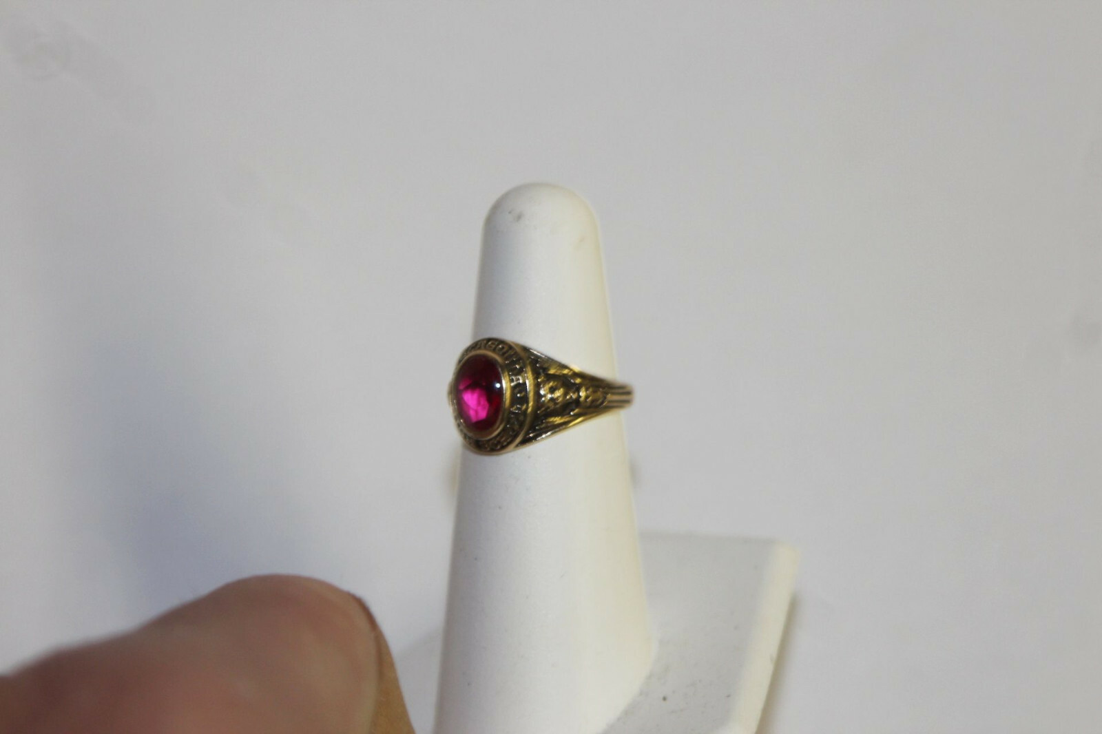 1956 Pascagoula Panthers (MS) “DJB” High School Class Ring 10K Red Stone sz 6