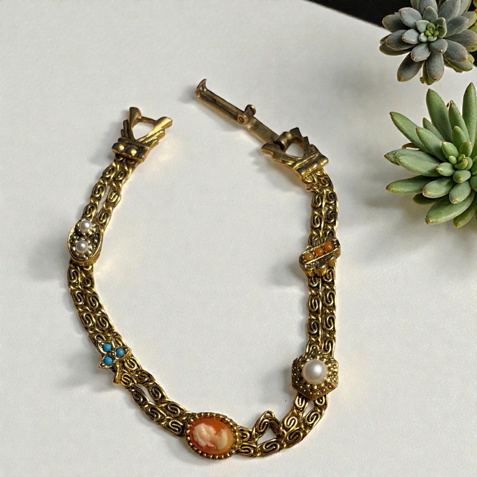 Vtg Goldette Bracelet 7″ Double Strand Charm Station Bracelet Cameo Mid Century